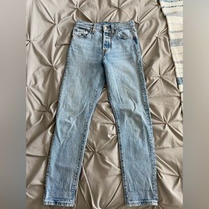 Women’s skinny 501 Levi’s jeans